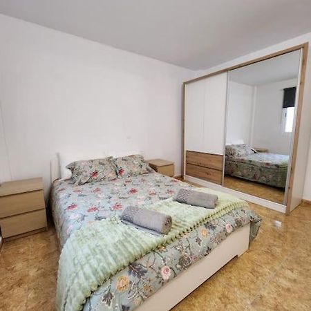 Lujoso Apartamento Vacacional Apartman Carrizal Kültér fotó