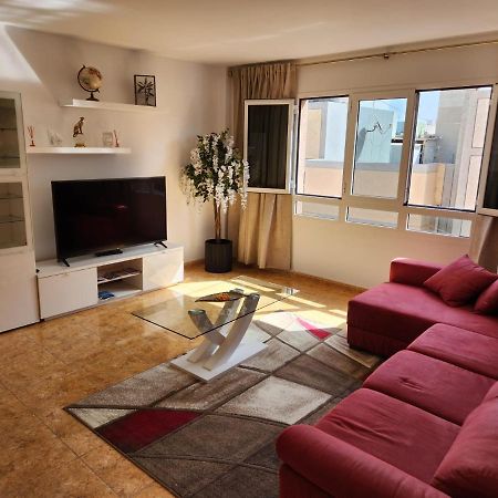 Lujoso Apartamento Vacacional Apartman Carrizal Kültér fotó
