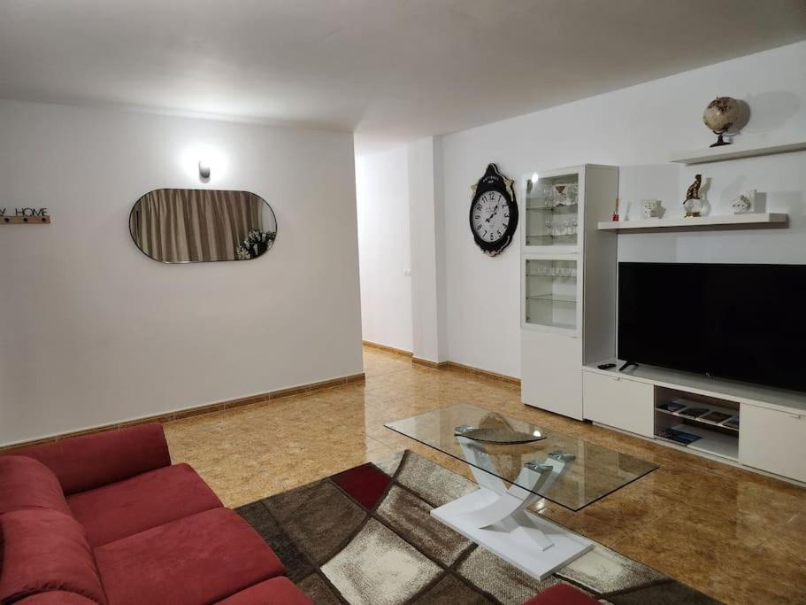 Lujoso Apartamento Vacacional Apartman Carrizal Kültér fotó