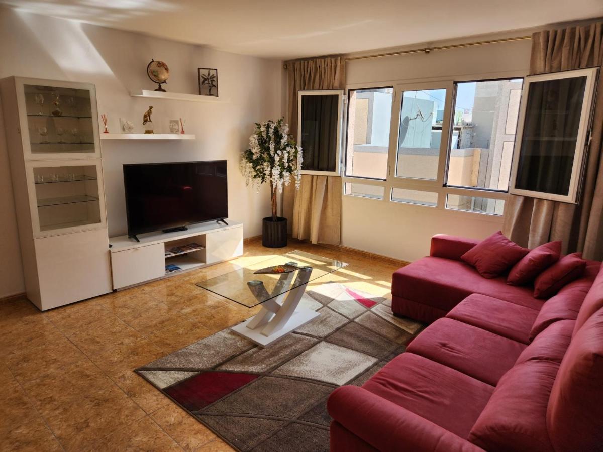 Lujoso Apartamento Vacacional Apartman Carrizal Kültér fotó